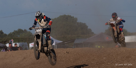 Moto-Cross