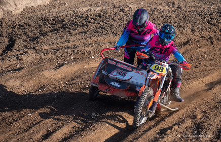 Moto-Cross