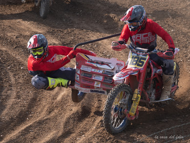 Moto-Cross