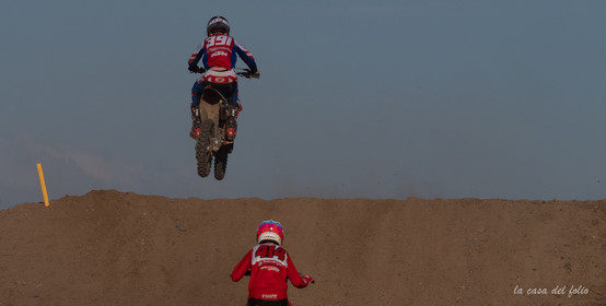 Moto-Cross