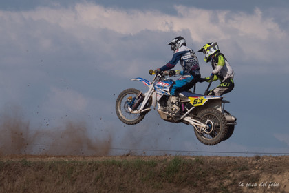 Moto-Cross
