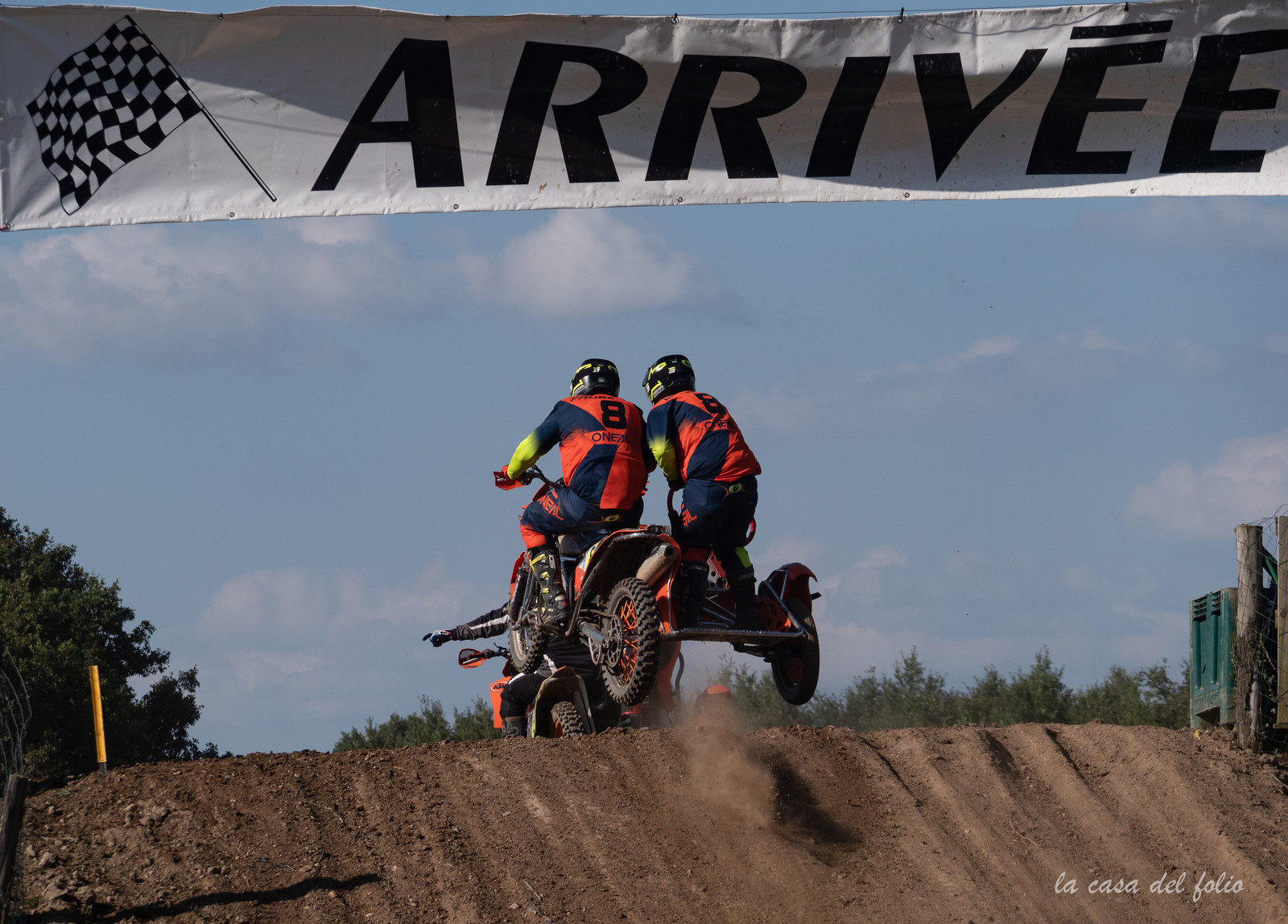 Moto-Cross