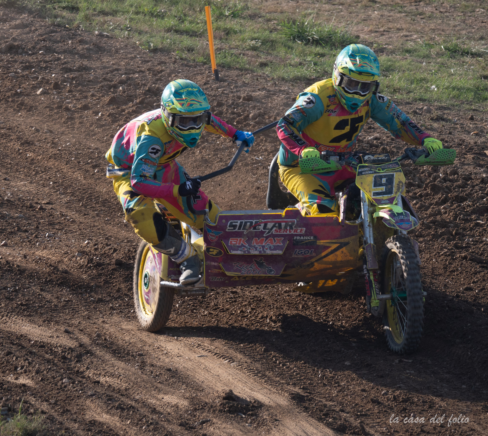 Moto-Cross