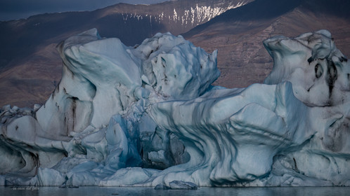 Iceberg Islandais: Photo ultraHD sur Alu Dibond  112 x 63 cm