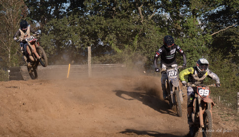 Moto-Cross