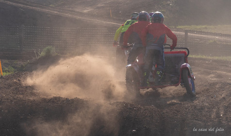 Moto-Cross