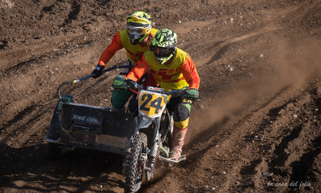 Moto-Cross