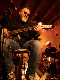 WADE LYNCH