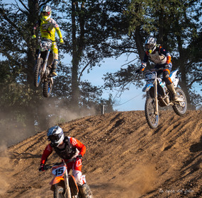 Moto-Cross