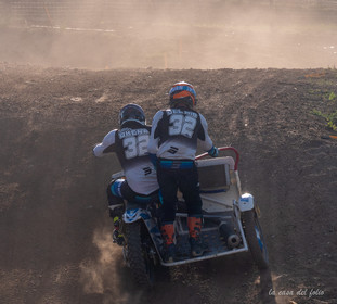 Moto-Cross