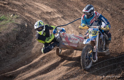 Moto-Cross