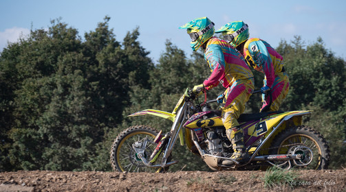 Moto-Cross