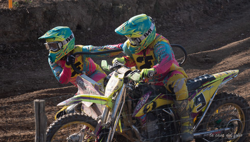 Moto-Cross