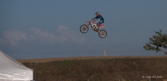 Moto-Cross
