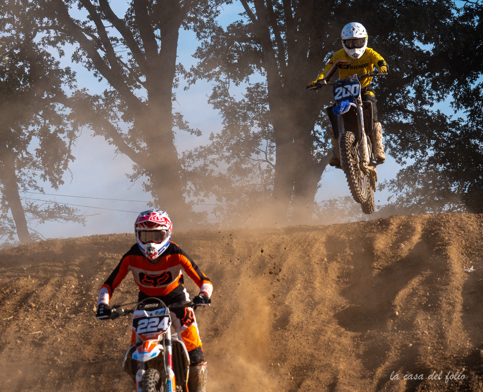 Moto-Cross