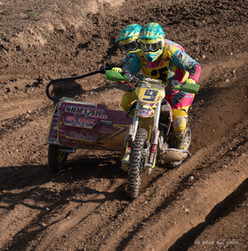 Moto-Cross