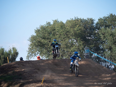 Moto-Cross
