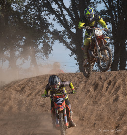 Moto-Cross