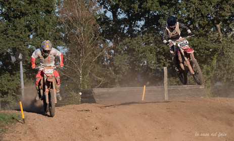 Moto-Cross