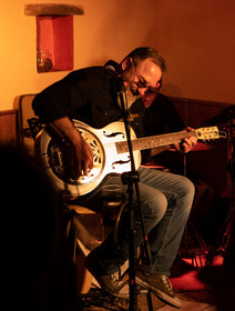 WADE LYNCH