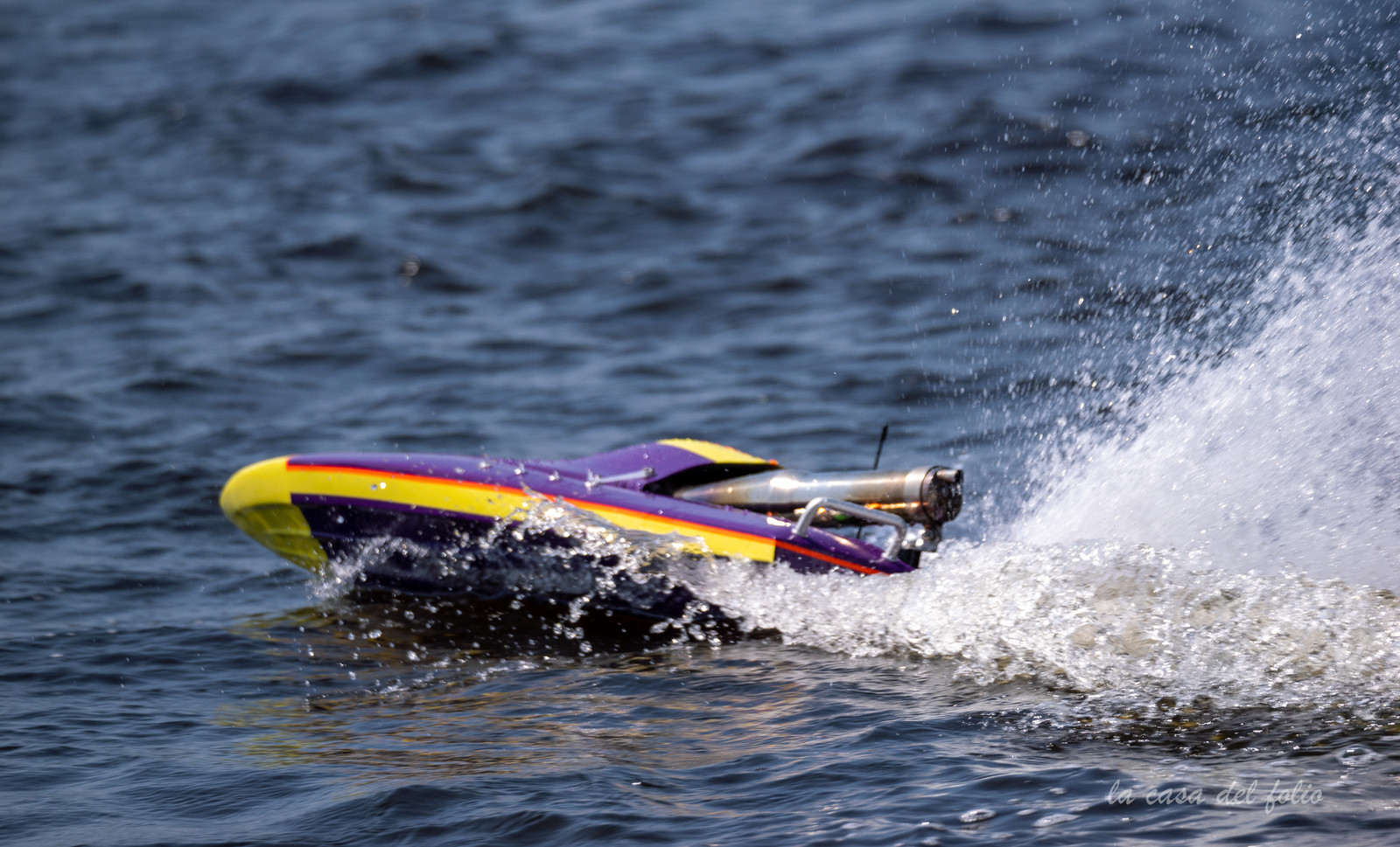 RC Offshore Boat