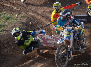 Moto-Cross