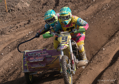 Moto-Cross