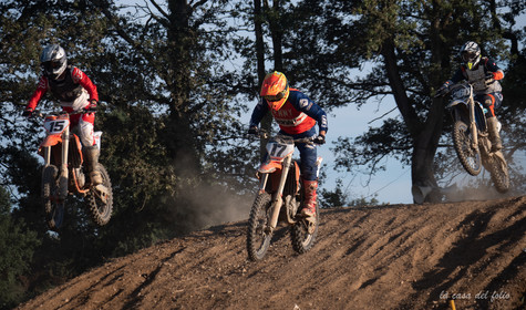 Moto-Cross