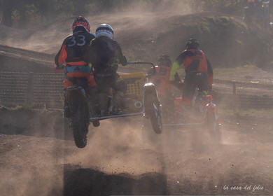 Moto-Cross