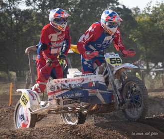 Moto-Cross