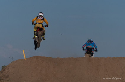 Moto-Cross