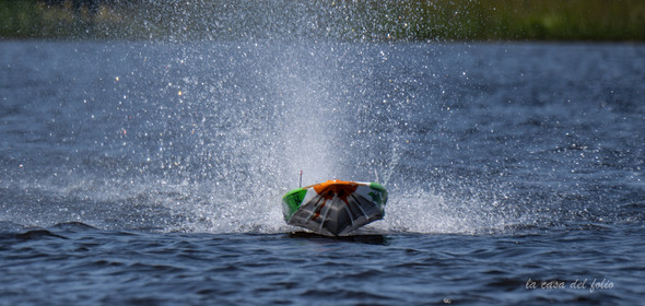 RC Offshore Boat