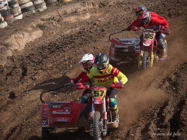 Moto-Cross