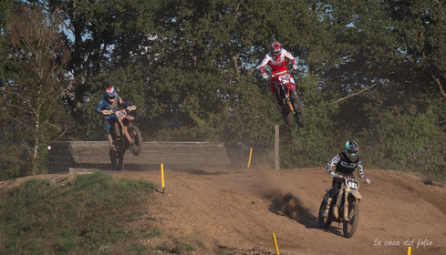 Moto-Cross