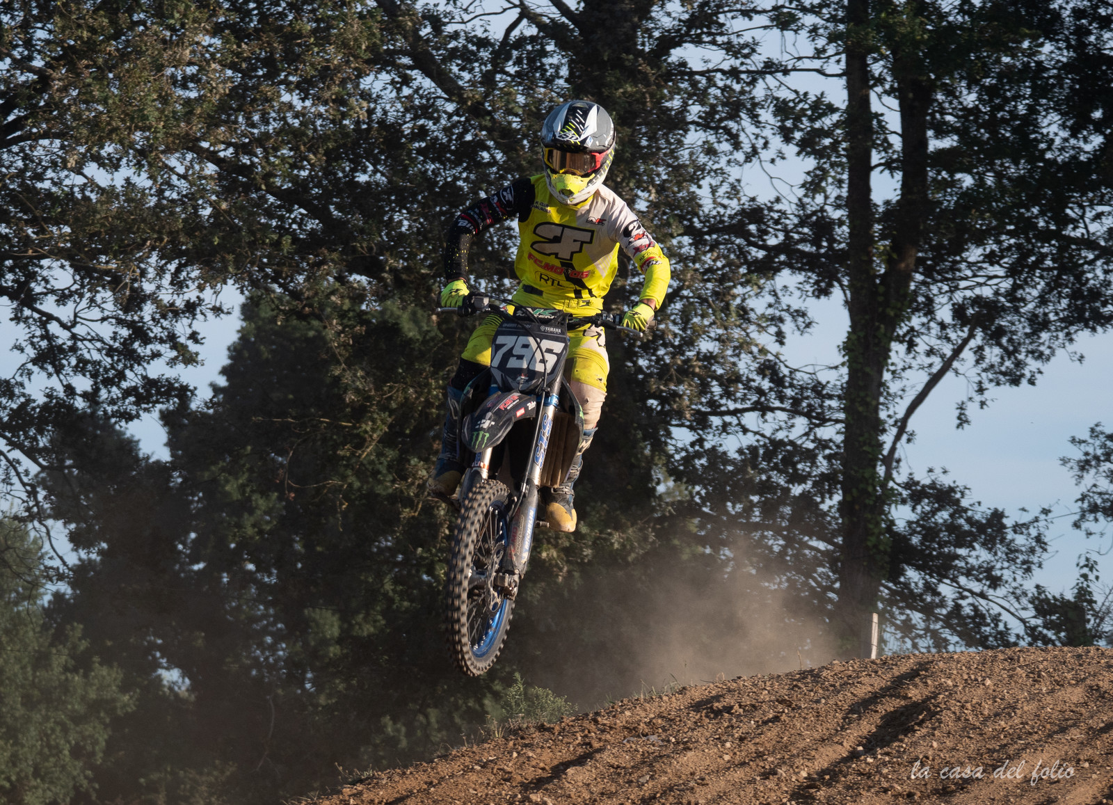 Moto-Cross