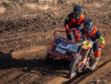 Moto-Cross