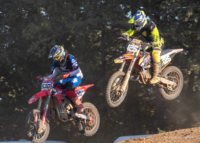 Moto-Cross