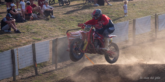 Moto-Cross