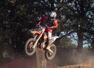 Moto-Cross