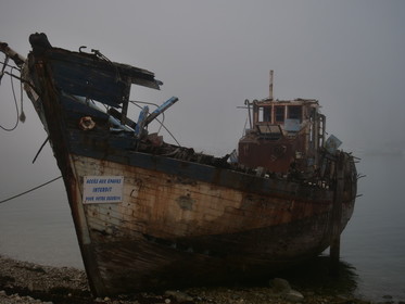 Camaret sur Mer , le cimetière de bateau