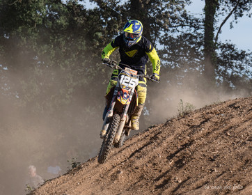 Moto-Cross