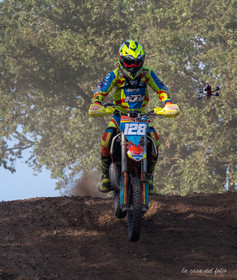 Moto-Cross