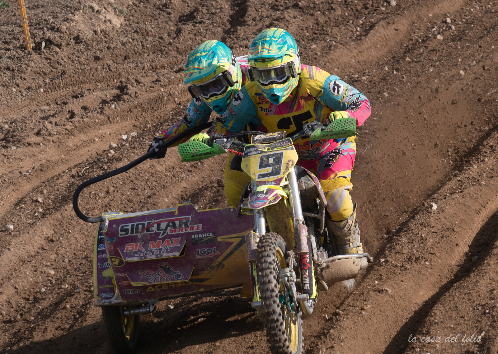 Moto-Cross