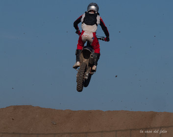 Moto-Cross