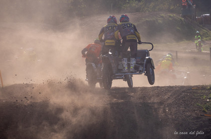 Moto-Cross