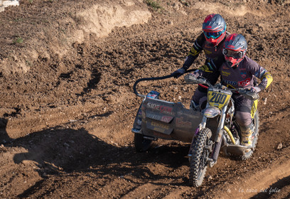 Moto-Cross