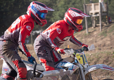 Moto-Cross