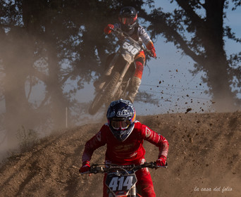 Moto-Cross