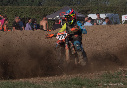Moto-Cross
