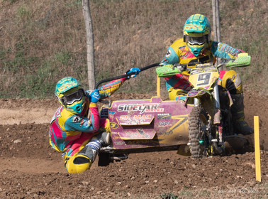 Moto-Cross
